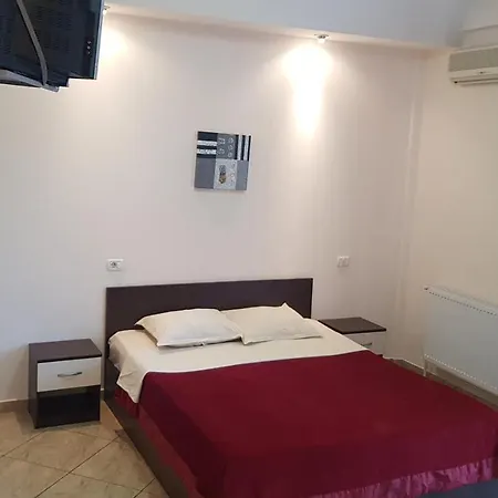 בית הארחה Vila Iandora